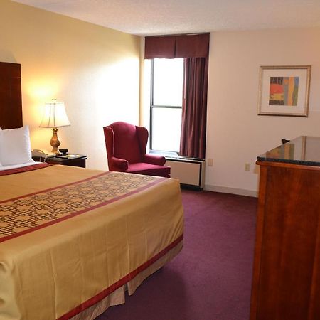 Days Inn By Wyndham High Point/Archdale Buitenkant foto