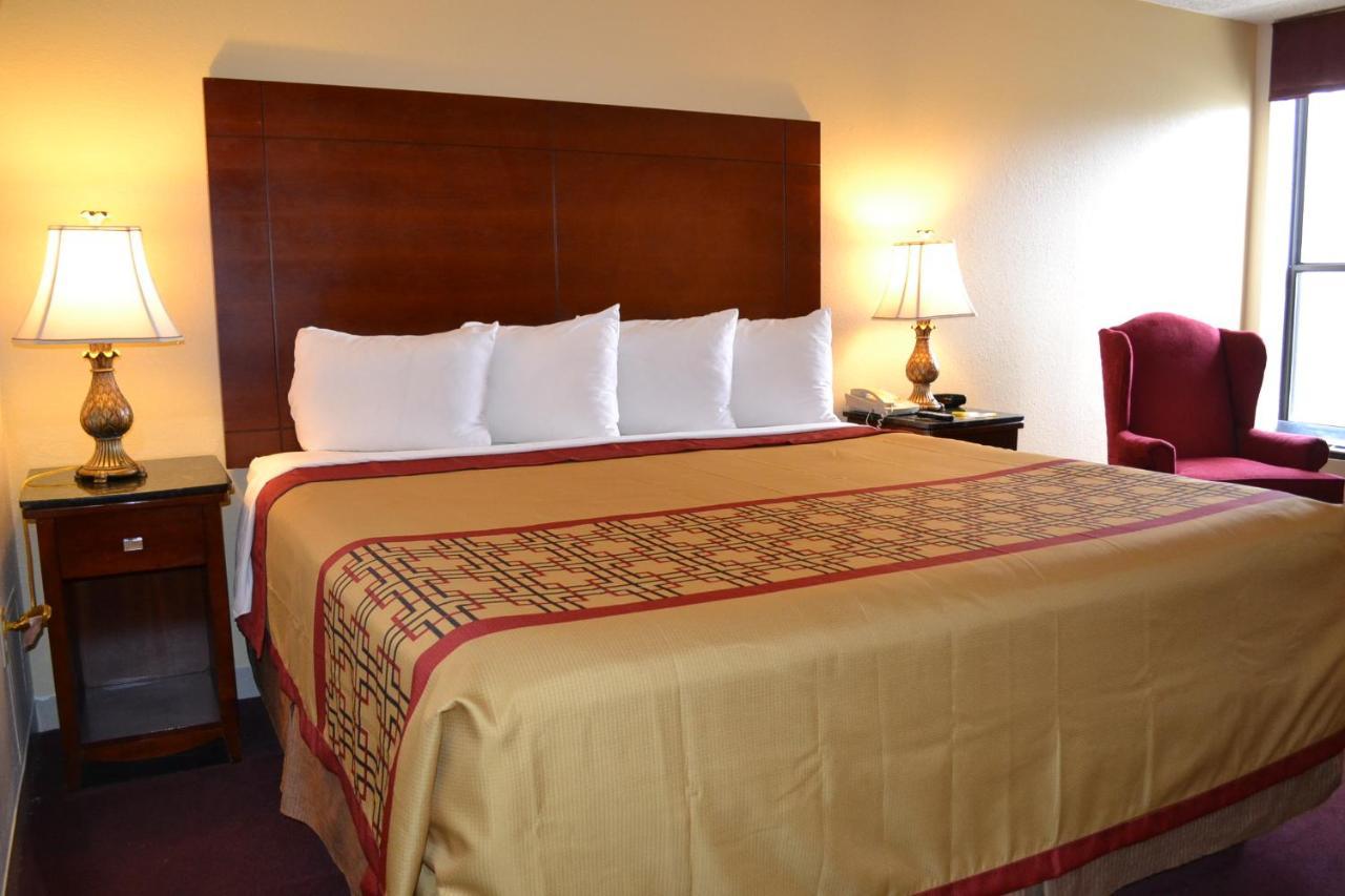 Days Inn By Wyndham High Point/Archdale Buitenkant foto